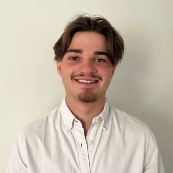 Matteo Casnabet, équipe commerciale de Heeding